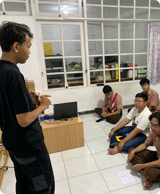 Materi Leadership Hunter 103